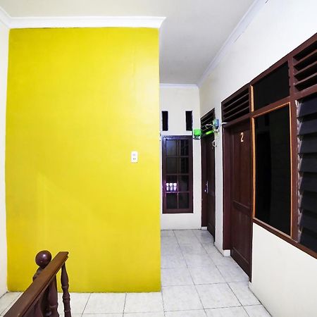 Oyo 91199 Felicia Homestay Medan Exteriér fotografie