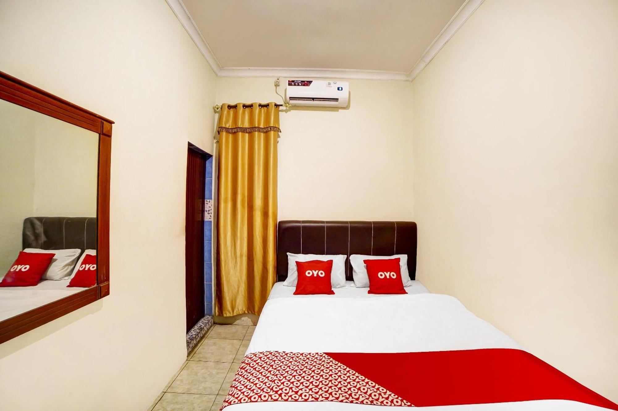 Oyo 91199 Felicia Homestay Medan Exteriér fotografie
