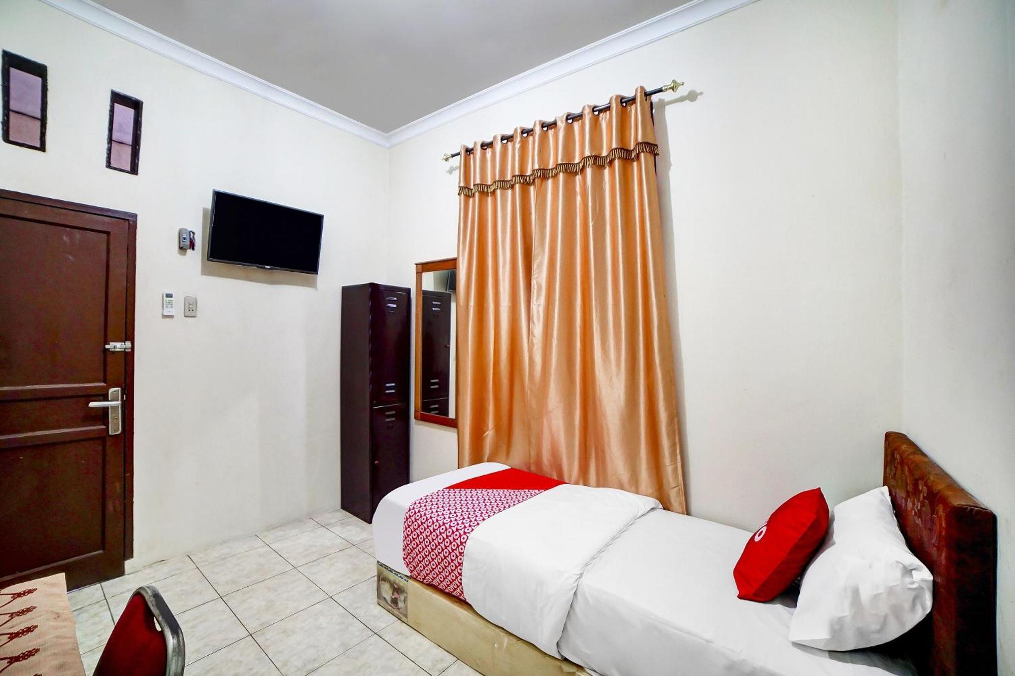 Oyo 91199 Felicia Homestay Medan Exteriér fotografie
