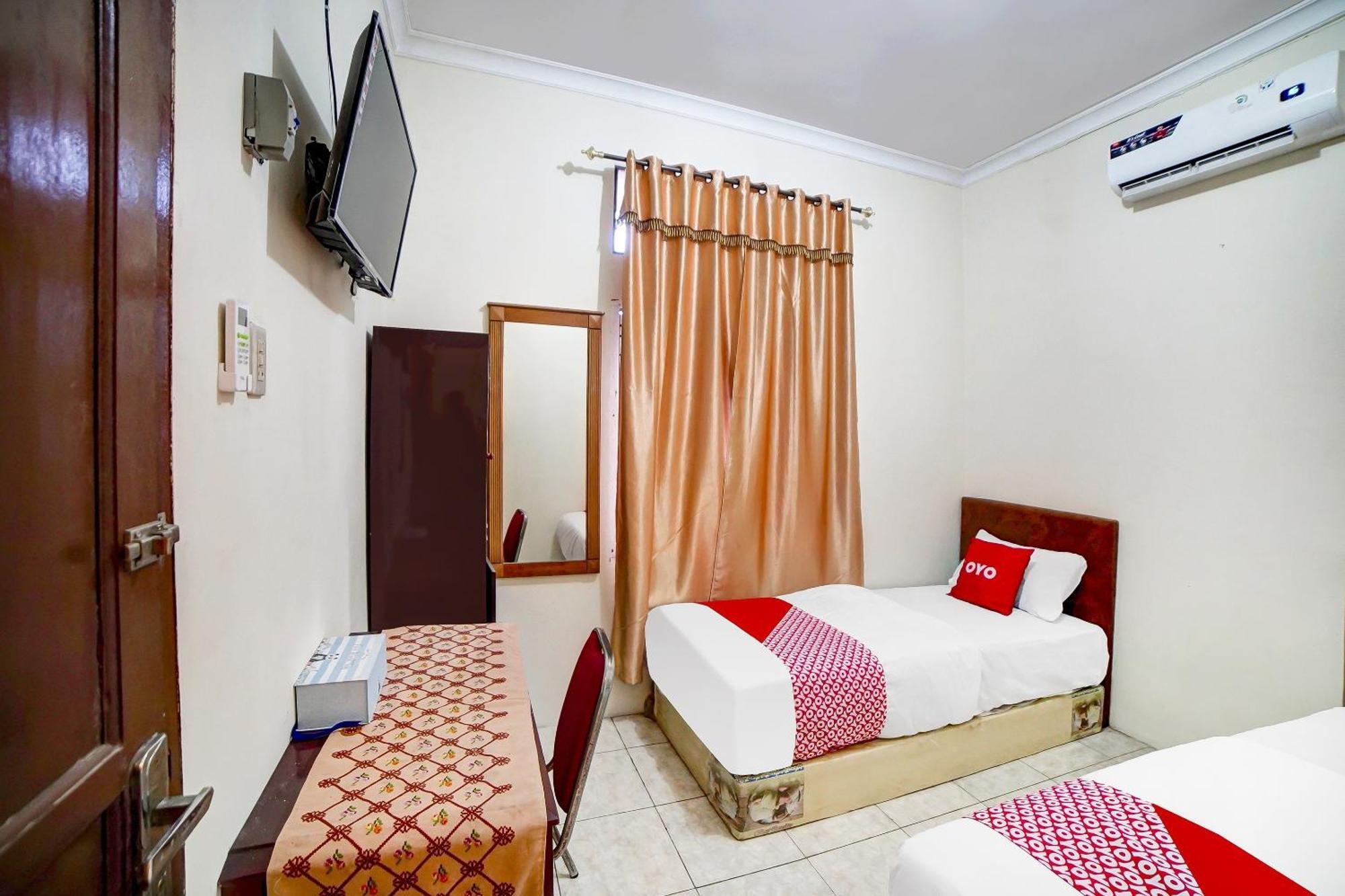 Oyo 91199 Felicia Homestay Medan Exteriér fotografie
