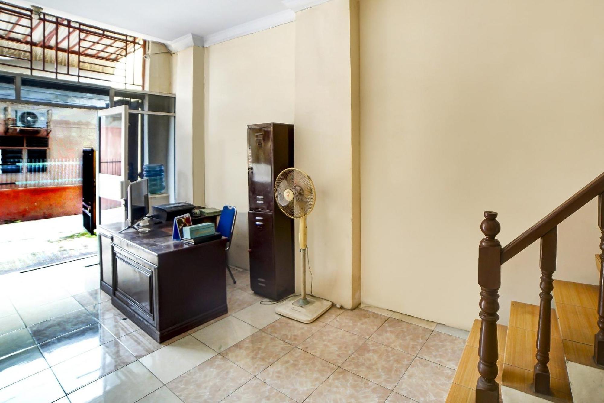 Oyo 91199 Felicia Homestay Medan Exteriér fotografie
